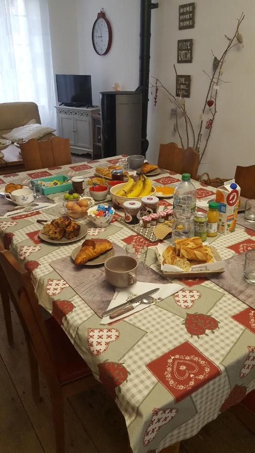 Maison De Ville Au Pied De La Montagne Noire 마자메 외부 사진