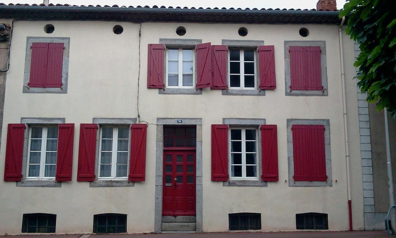 Maison De Ville Au Pied De La Montagne Noire 마자메 외부 사진