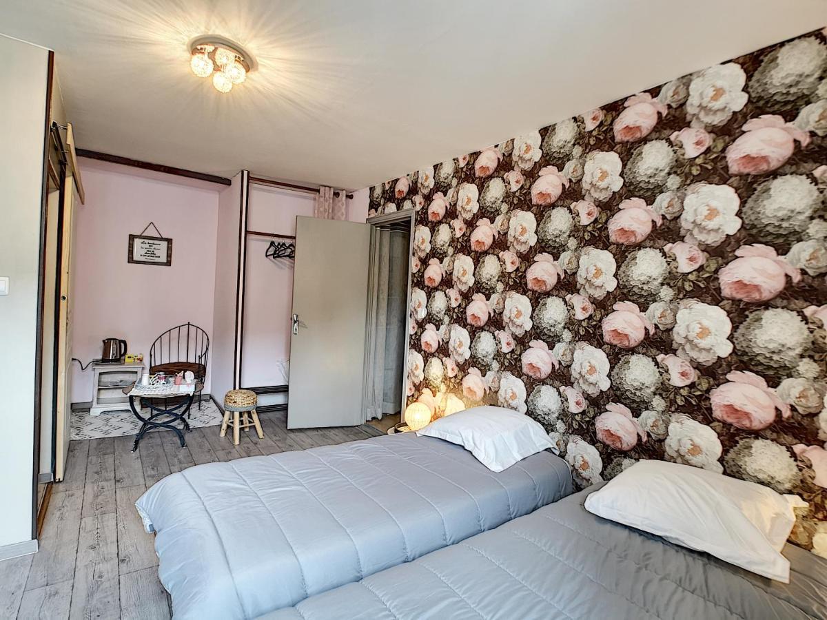Maison De Ville Au Pied De La Montagne Noire 마자메 외부 사진
